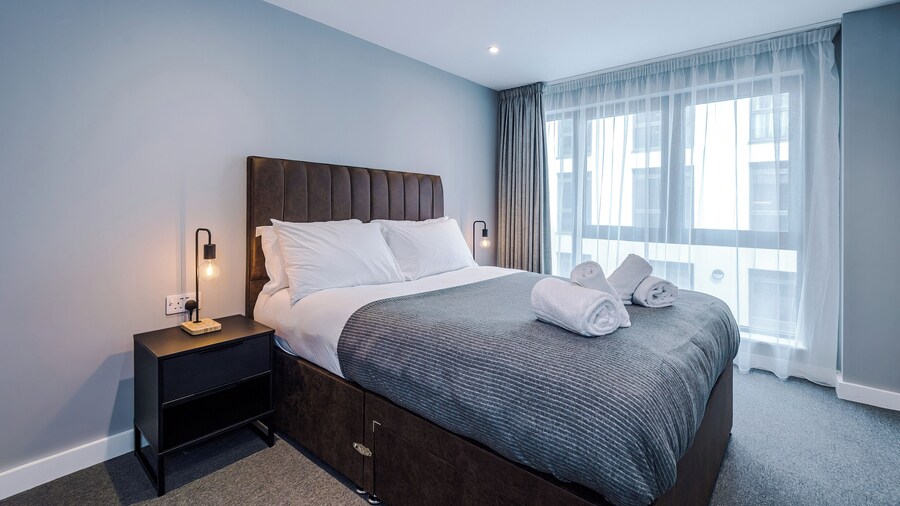 Hilltop Serviced Apartments-Sheffield