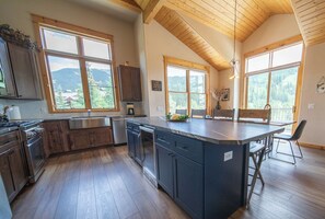 Fridge, microwave, oven, stovetop - Updated Mountain Cabin with Private Hot Tub! (Keystone)