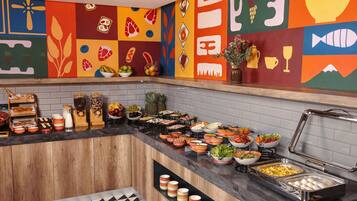 Se ofrece un desayuno bufé (41 GEL por persona)