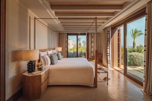 Premium bedding, down duvets, memory-foam beds, minibar - Royal Mansour Tamuda Bay (M'diq)