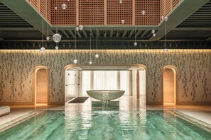 Sauna, Whirlpool, Dampfbad, Thermalbad/Mineralquelle, Körperbehandlungen