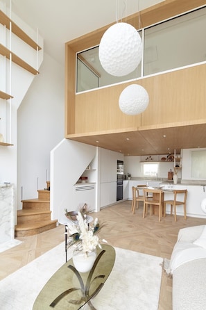 Smart TV, fireplace - Masterpiece loft Eiffel Tower view in enchanting Paris (Paris)