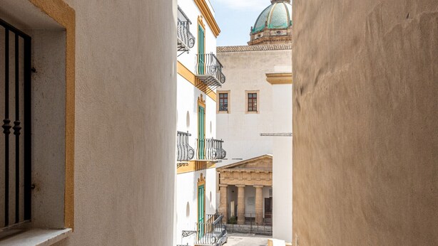 Interior - La Casa sul Mercato by Wonderful Italy (Palermo)