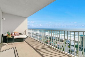 Property grounds - 🏖️Gulf Views-5 Pools-Laketown Wharf 1902🏖️ (Panama City Beach)