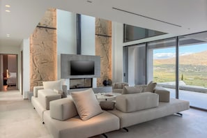 Five - Bedrooms Villa Utopia | Living area