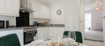 Cosy 1BD in Malvern With Stunning Views