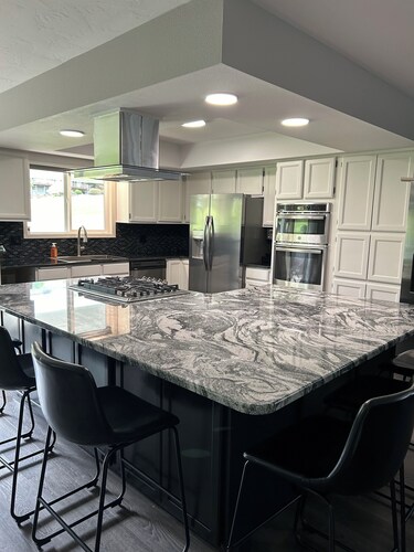 GOLF COURSE GETAWAY!