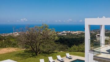 Vila | 6 quartos, quartos à prova de som