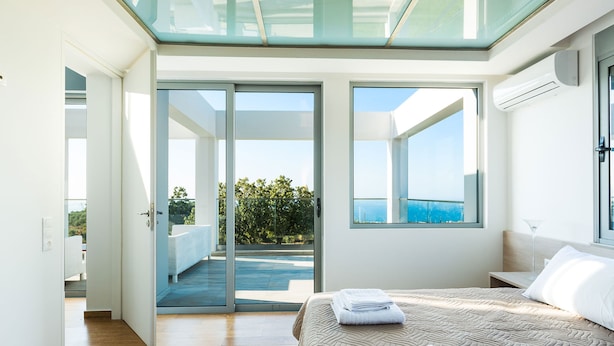 House | 6 bilik tidur, kalis bunyi 