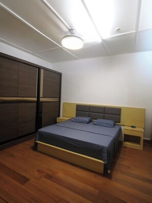 1 bedroom, iron/ironing board, WiFi, bed sheets - Cozy house in enchanting Lahad Datu with AC, WiFi (Lahad Datu)