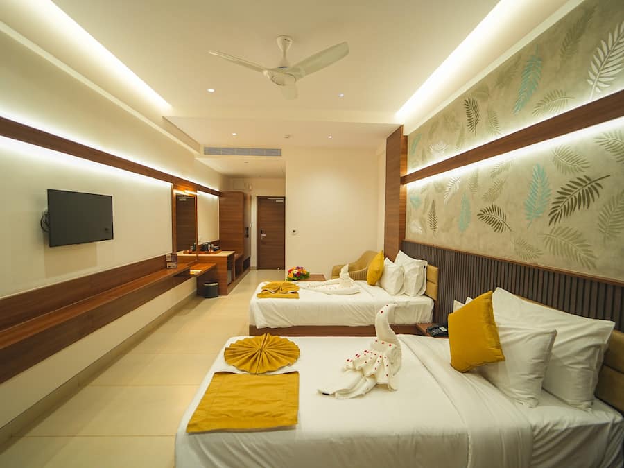 Hypo-allergenic bedding, in-room safe, laptop workspace, soundproofing