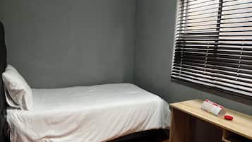 2 chambres, fer et planche Ă  repasser, Wi-Fi, draps fournis