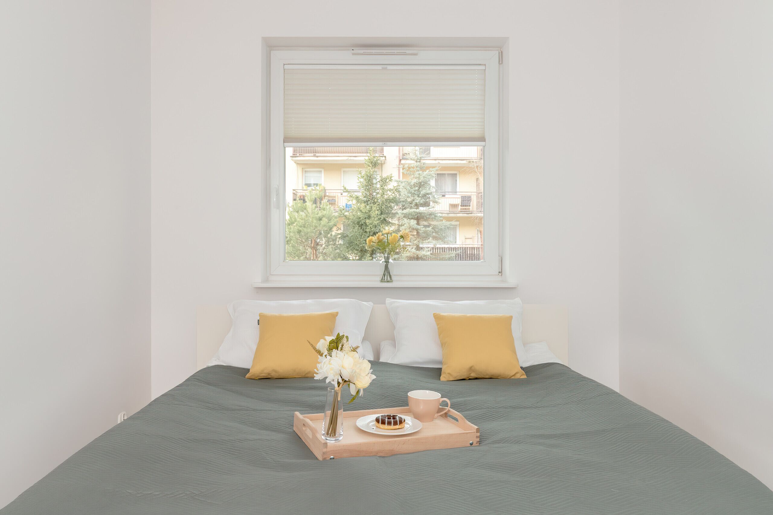 3 bedrooms, bed sheets