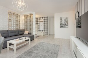 Living room - Bright Apartment for 8 People by Renters (Gdansk)