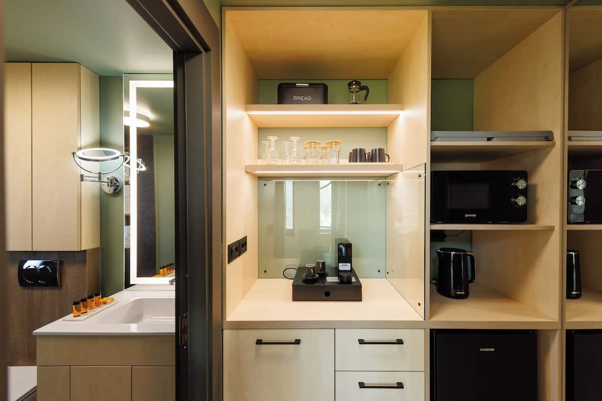 Mini-fridge, microwave, stovetop, espresso maker