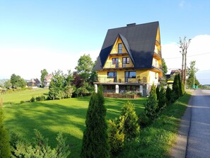Front of property - U Klisia (Poronin)