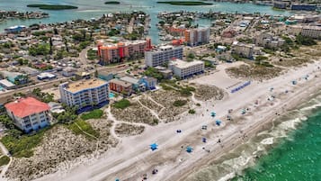 Playa en los alrededores
