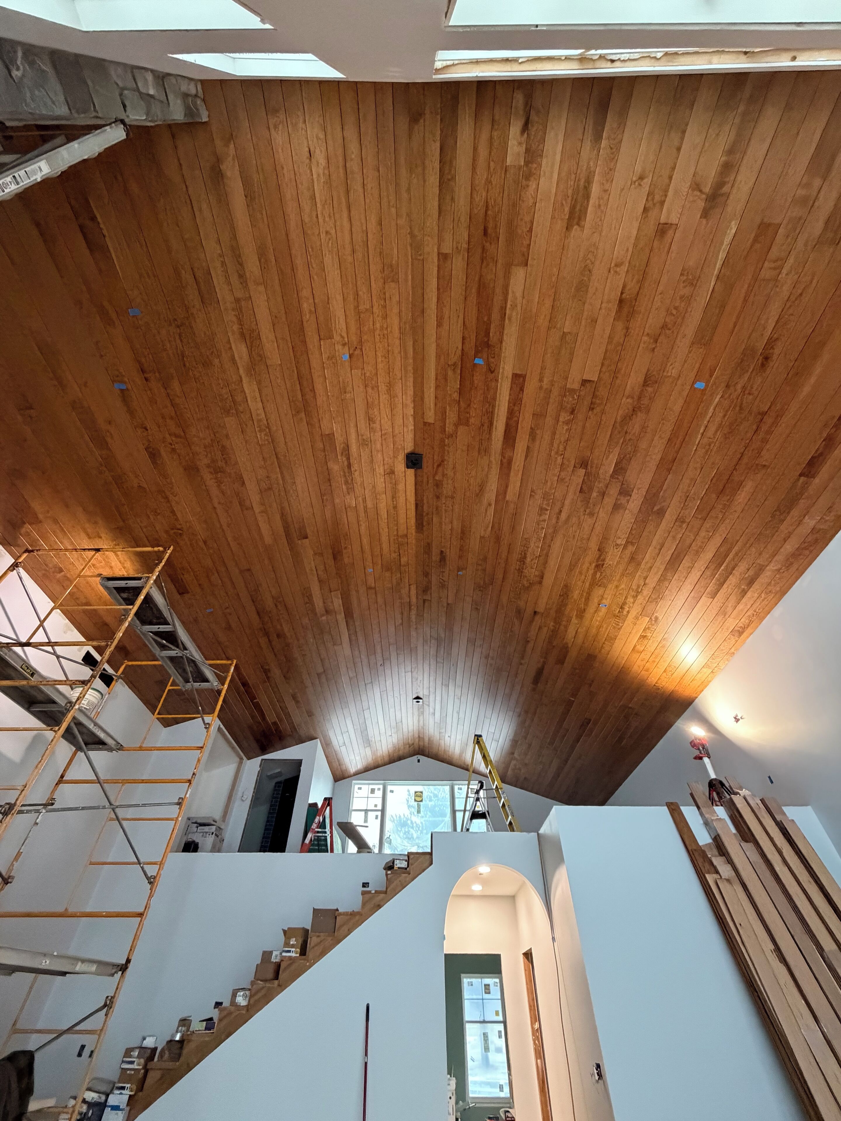 المنشأة من الداخل