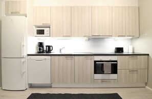 Classic Apartment | Private kitchen | Electric kettle, cookware/dishes/utensils - Forenom Serviced Apts Espoo Perusmäki 2 (Espoo)