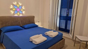 3 室のベッドルーム、アイロン / アイロン台、WiFi、ベッドシーツ