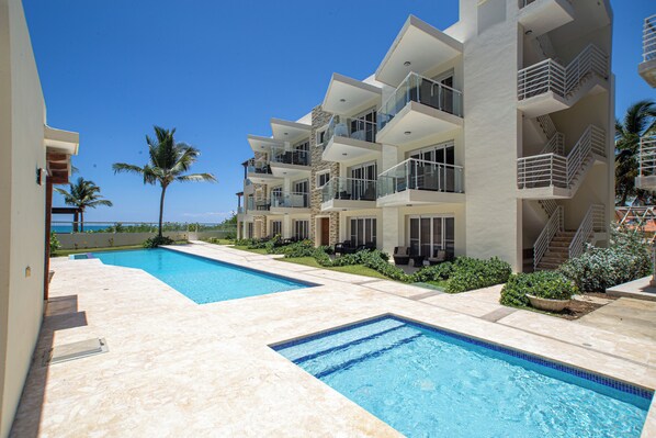 2 outdoor pools - 0048 Affordable Condo in the Beach (Cabarete)