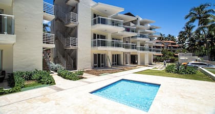 0048 Affordable Condo in the Beach