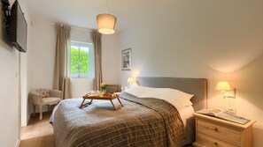 4 Schlafzimmer, Bügeleisen/Bügelbrett, kostenloses WLAN, Bettwäsche