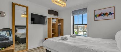 1 bedroom, iron/ironing board, free WiFi, bed sheets