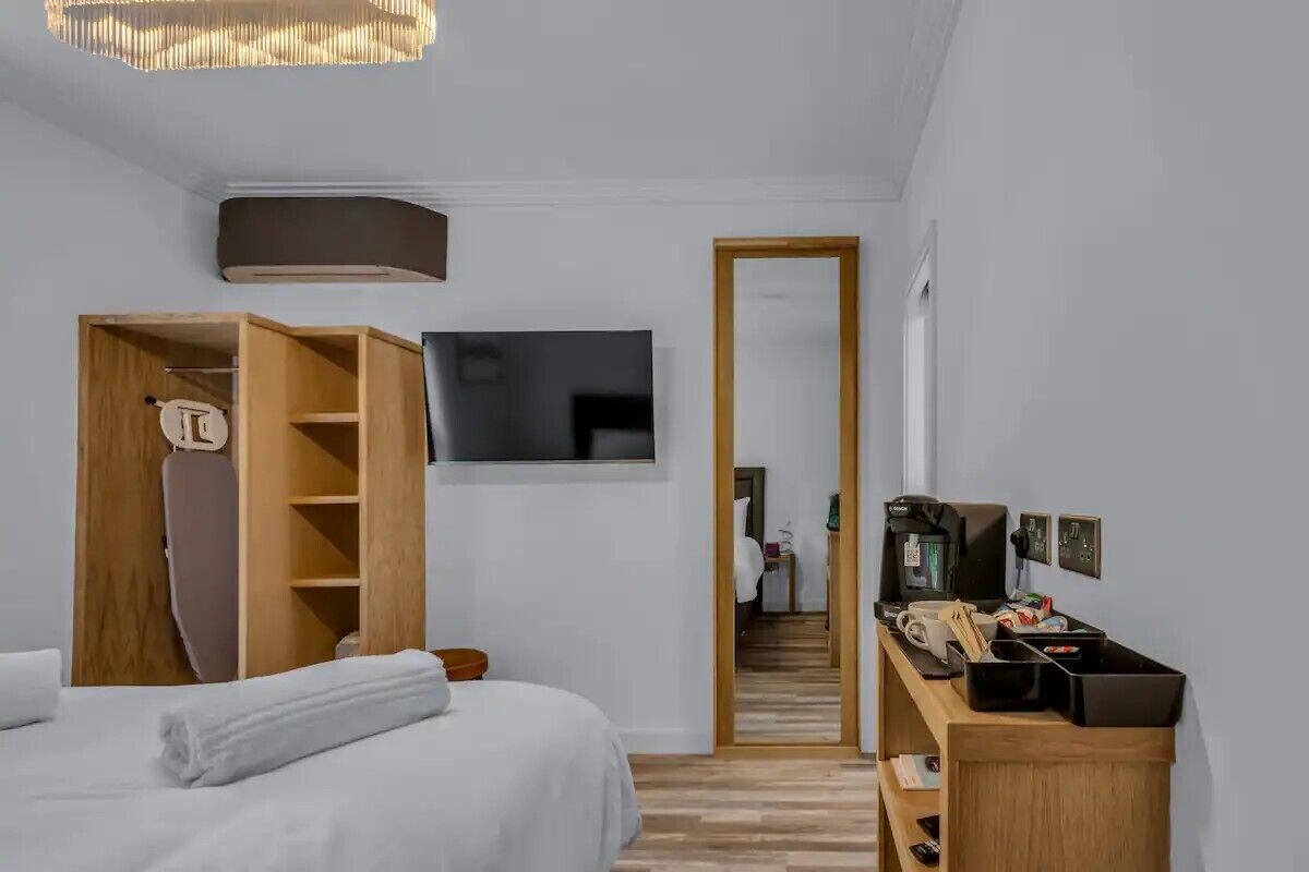 1 bedroom, iron/ironing board, free WiFi, bed sheets