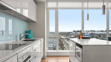 Apartment, Accessible | 2 bedrooms, Internet