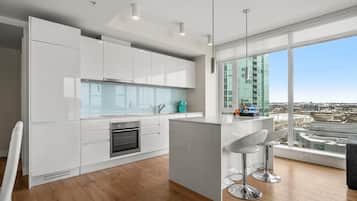 Apartment, Accessible | 2 bedrooms, Internet