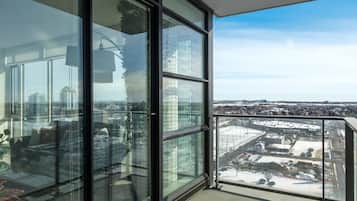 Apartment, Accessible | 2 bedrooms, Internet