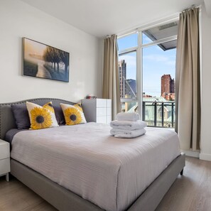 1 bedroom, Internet - TOP 5 DT Riverside Walking Trails Free Parking (Calgary)