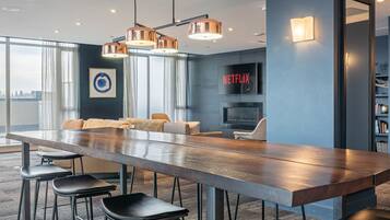 Apartment, Accessible | 1 bedroom, Internet