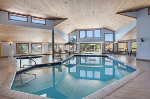 Una piscina techada
