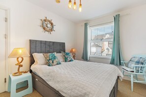 5 bedrooms, iron/ironing board, travel cot, free WiFi