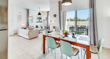 Blue Velvet Villa by Ezoria Villas