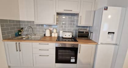 4 Bedroom Ground Floor Apartment