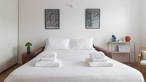 Apartment (1 Bedroom) | 1 bilik tidur, peralatan tempat tidur premium, seterika/papan seterika 