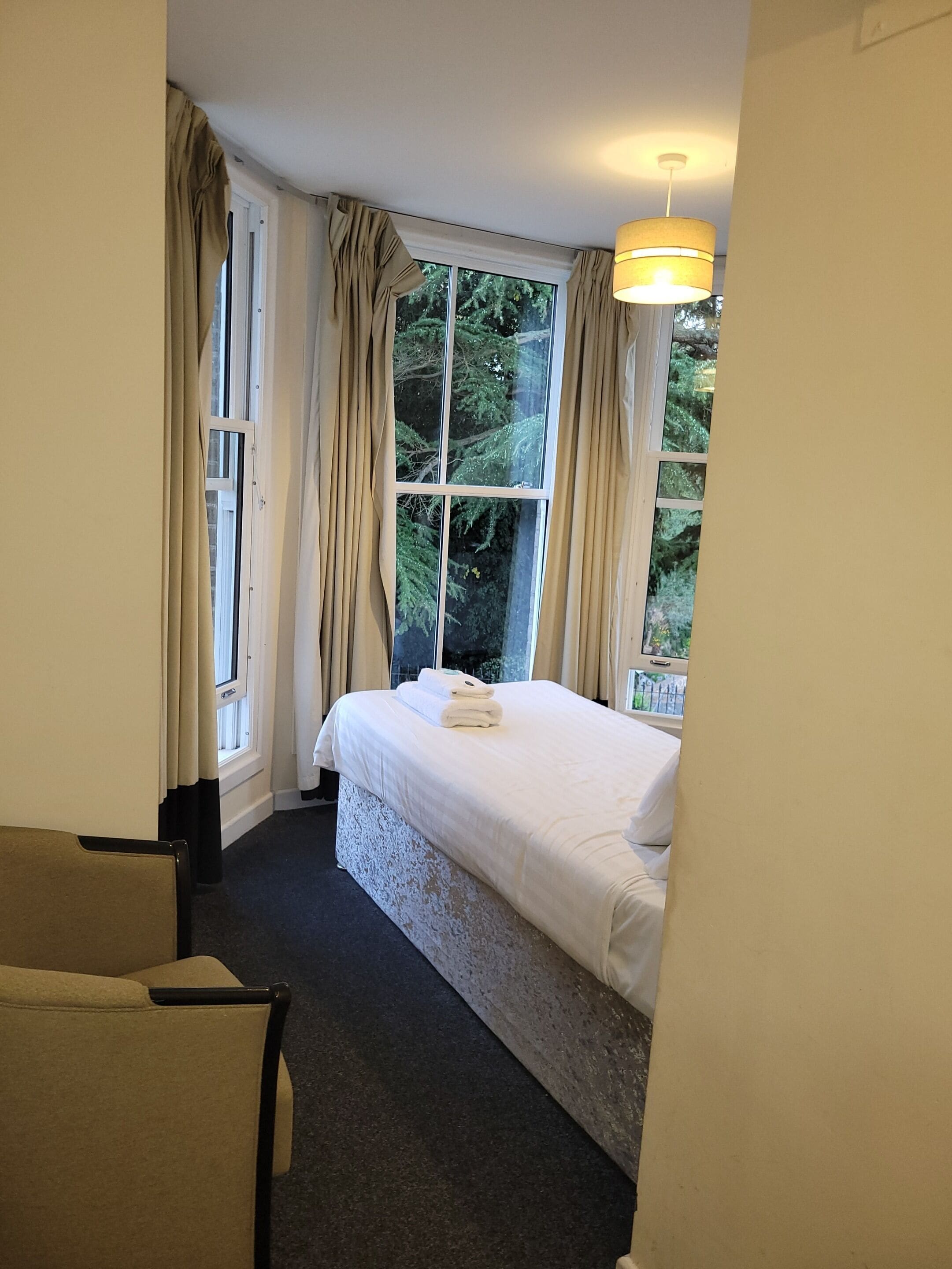 Habitación individual básica | Servicios de la habitación