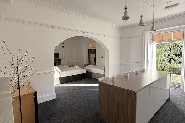 Family Quadruple Room | Room amenity