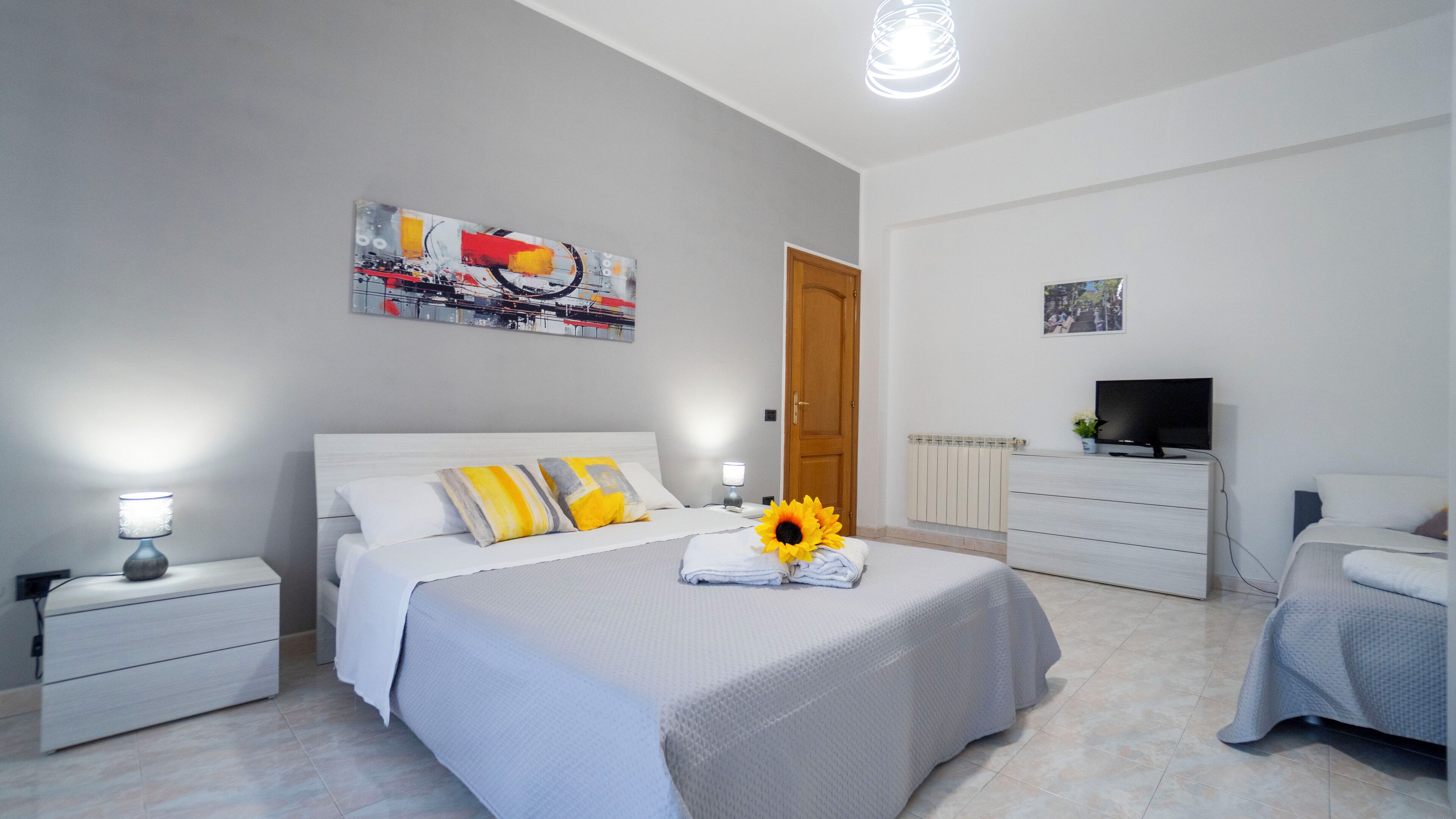 2 chambres, fer et planche à repasser, lit parapluie, Wi-Fi gratuit