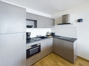 Microwave, oven, coffee/tea maker, electric kettle