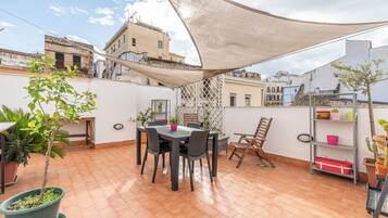 Apartment | Terrace/patio