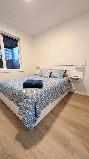 2 bedrooms, WiFi, bed sheets