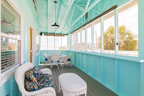 Outdoor dining - Private Pool - Near BEACH - Pet Friendly Beach House - Sleeps 16 (Gulf Shores)