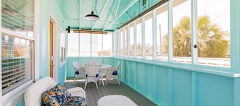 Private Pool - Near BEACH - Pet Friendly Beach House - Sleeps 16