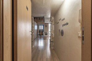 Interior - Re Federico Apartments by Wonderful Italy (Palermo)