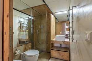 Classic Apartment | Bathroom - Re Federico Apartments by Wonderful Italy (Palermo)