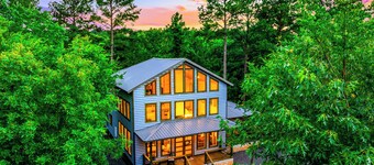 Fun Hideaway! Playset, Pool Tbl, Foosball, Hot Tub